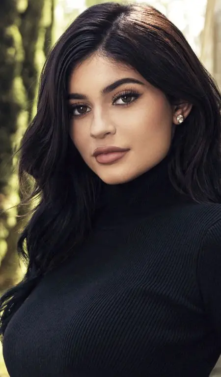 Now 49% owner of Kylie Cosmetics, Kylie Jenner is worth $1 billion... Almost.