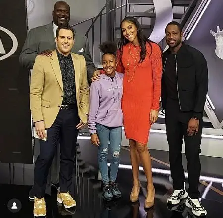 Jalaiah Harmon centered at NBA on TNT with Dr. Shaq, Adam Lefkoe, Candace Parker and Dwyane Wade.
