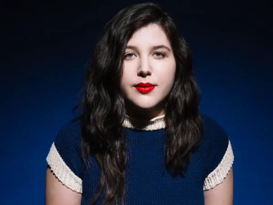 Lucy Dacus does not appear to be dating a girlfriend. celebsfortune.com