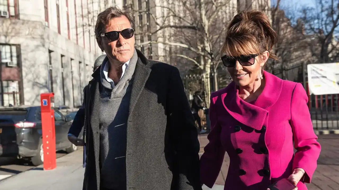 Sarah Palin and Ron Duguay talked about the possibility of getting married. celebsfortune.com