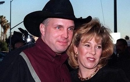 Garth Brooks with his former wife Sandy Mahl.