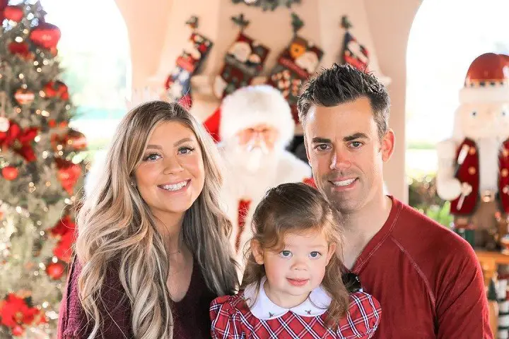 YouTuber Madison Miller (left) with her daughter Ryleigh Rhae Miller (center front) and her now ex-husband Joel Miller (right).