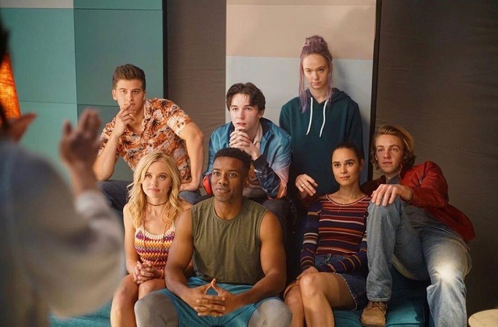 Barrett Carnahan (top left) with the rest of the six 'One of Us Is Lying' cast.