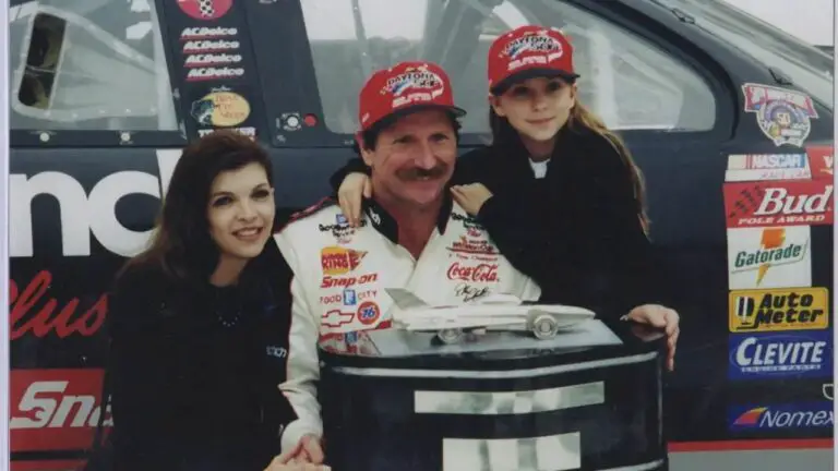 Teresa Earnhardt’s New Boyfriend (Husband): Is She Married to John ...