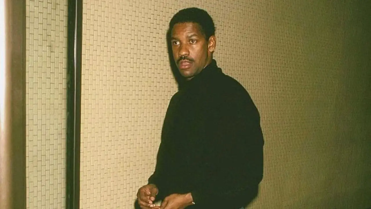 Denzel Washington got his first Academy Award for his role in Glory (1989). celebsfortune.com