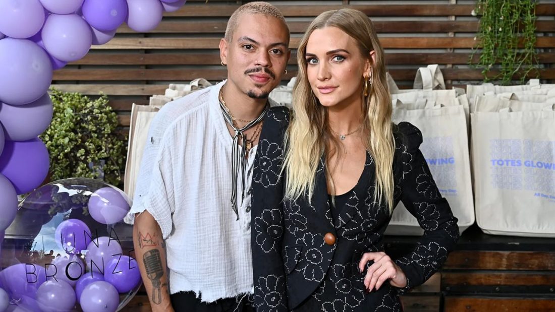 evan ross with his wife, Ashlee Simpson.