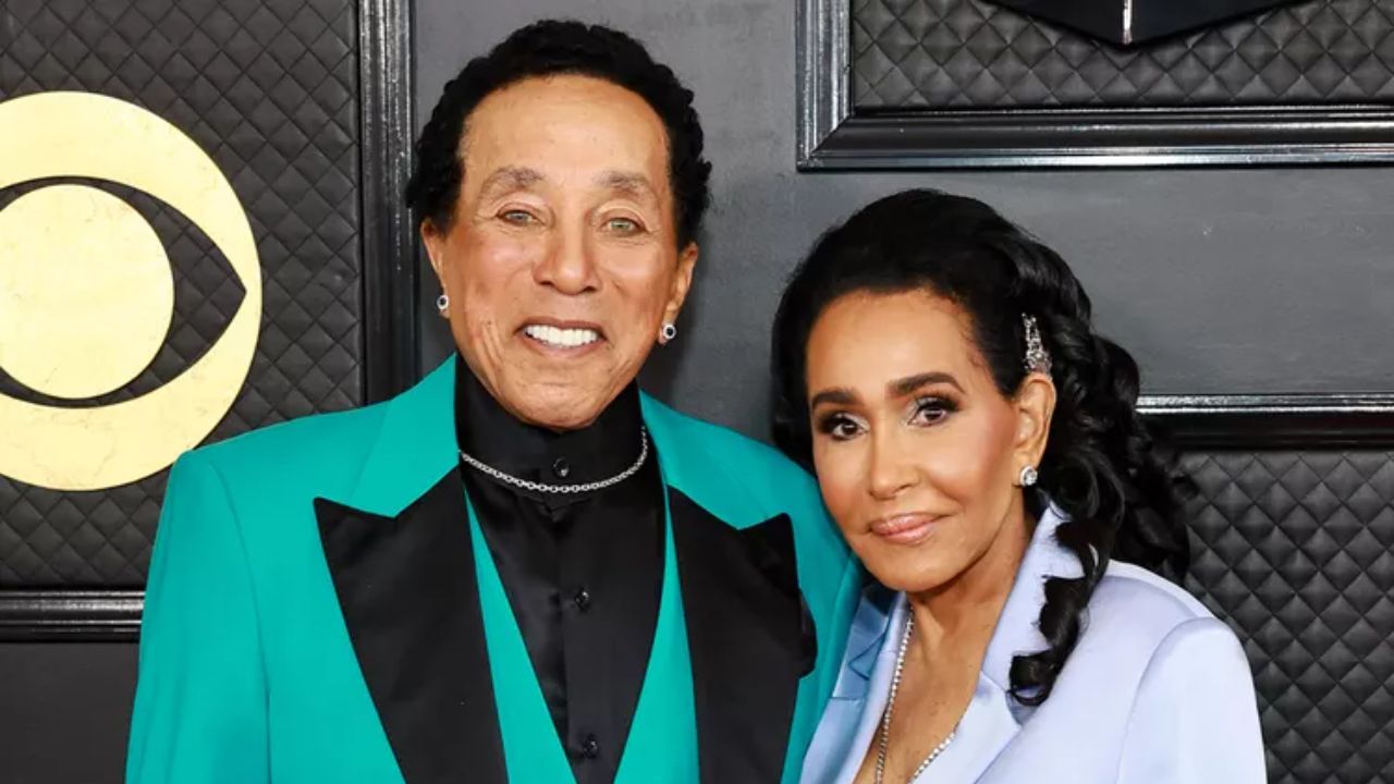 Smokey Robinson with his wife Frances Gladney.