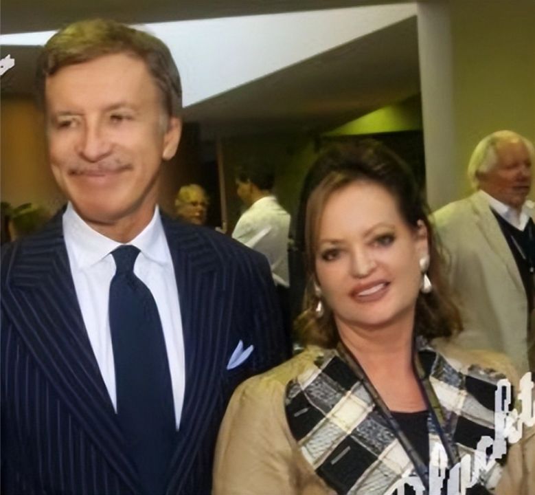 Stan Kroenke with his wife, Ann Walton.
